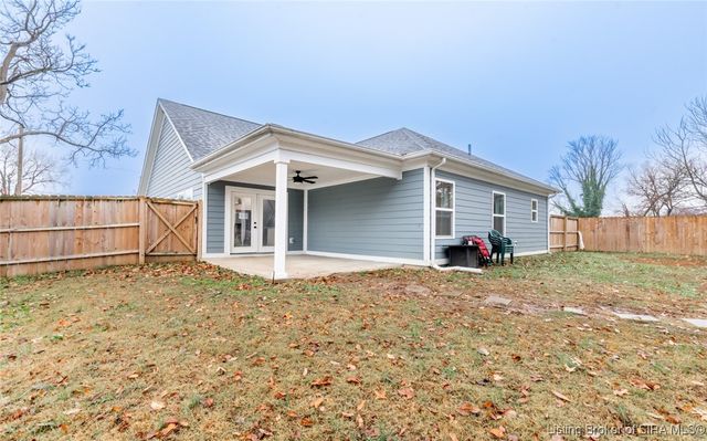 3829 Fiske Avenue, New Albany, IN 47150