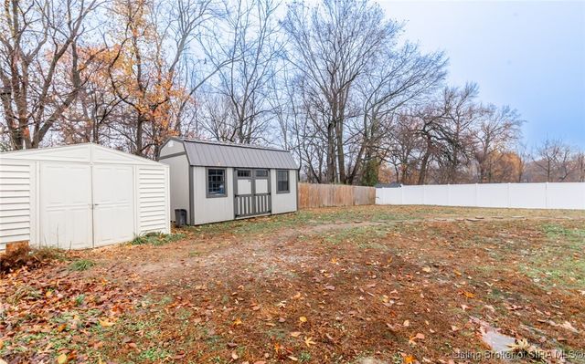 3829 Fiske Avenue, New Albany, IN 47150