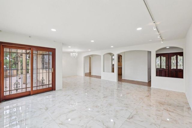 1943 Brookhurst Drive, El Cajon, CA 92019