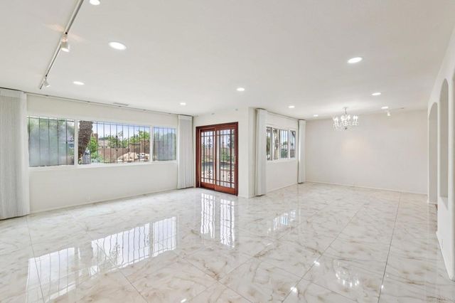 1943 Brookhurst Drive, El Cajon, CA 92019