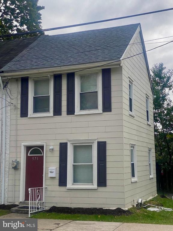 571 SHAWMONT AVE, Philadelphia, PA 19128