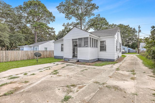5538 Blackwell Avenue, North Charleston, SC 29406
