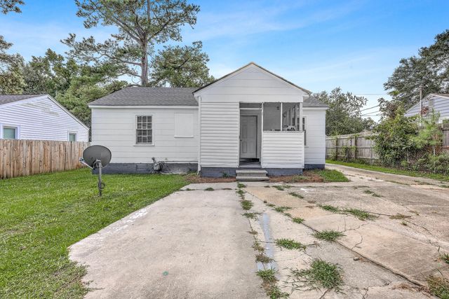 5538 Blackwell Avenue, North Charleston, SC 29406