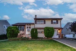 97 Sterling Dr, Woodbridge Twp., NJ 07067