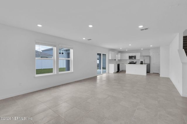 7063 SANDPERCH Street, Jacksonville, FL 32244