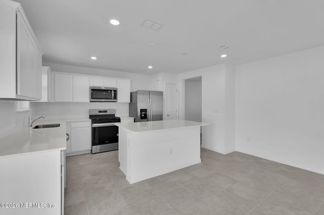 7063 SANDPERCH Street, Jacksonville, FL 32244