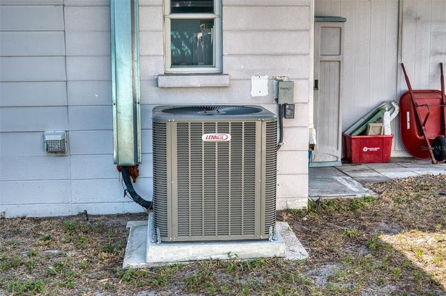 2632 SUNNYSIDE STREET, Sarasota, FL 34239