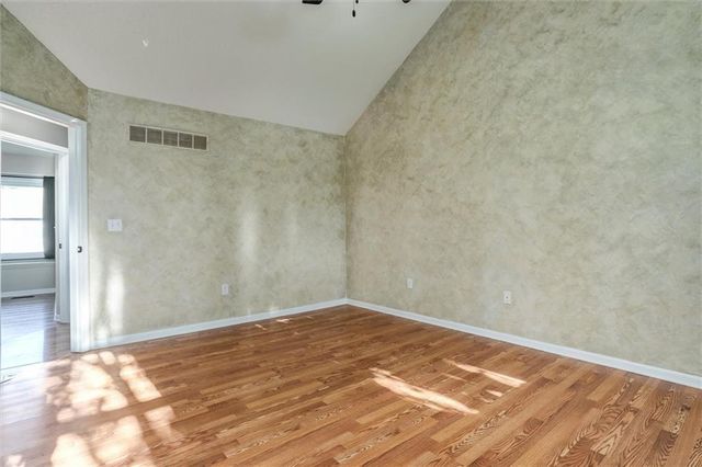 14891 S Summit Street, Olathe, KS 66062