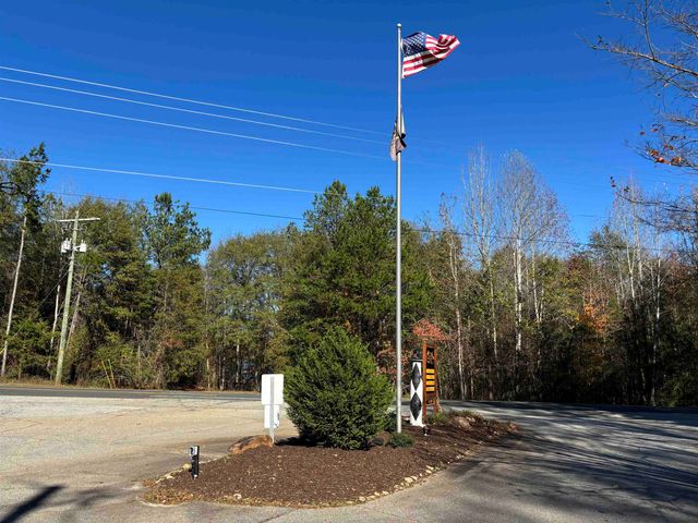135 Choestoea Road, Westminster, SC 29693