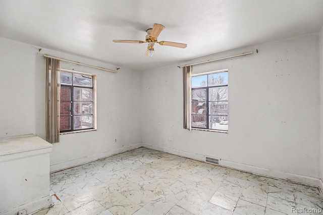 18679 Santa Barbara Drive, Detroit, MI 48221