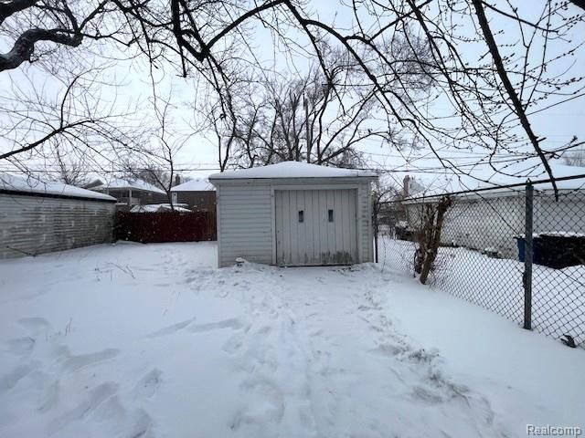 18679 Santa Barbara Drive, Detroit, MI 48221