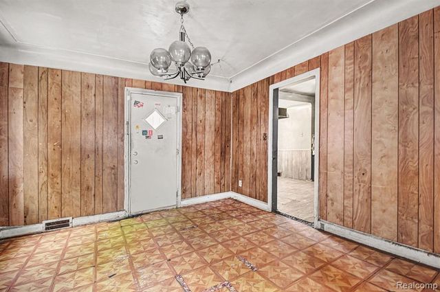 18679 Santa Barbara Drive, Detroit, MI 48221