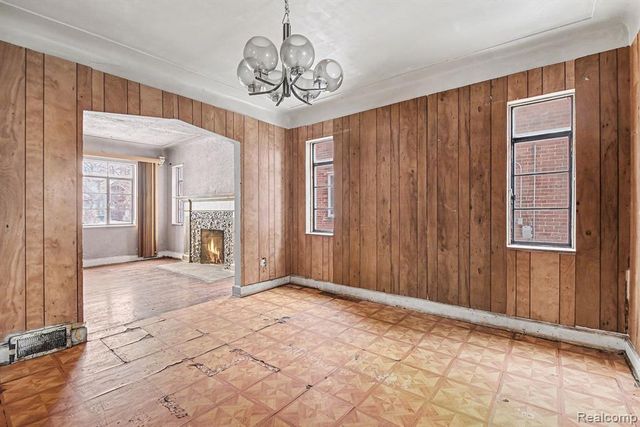 18679 Santa Barbara Drive, Detroit, MI 48221