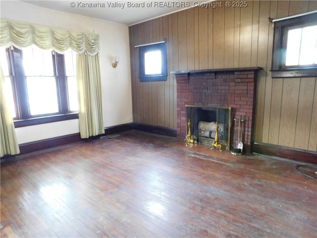 2418 Washington Avenue, St Albans, WV 25177