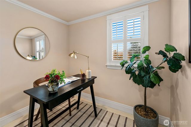 1126 17th Avenue E, Seattle, WA 98112