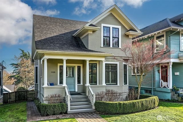 1126 17th Avenue E, Seattle, WA 98112