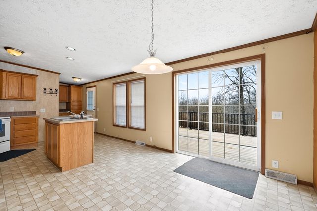 505 Reeves Road, Dry Ridge, KY 41035