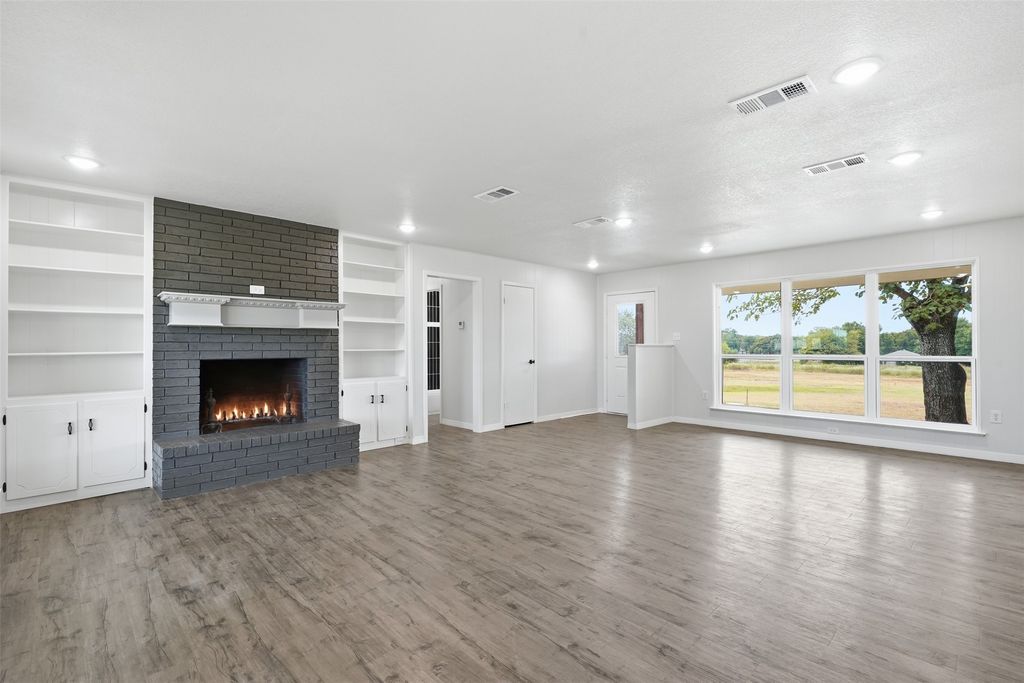 1024 Arbor Vista Drive, Azle, TX 76020 — photo 4