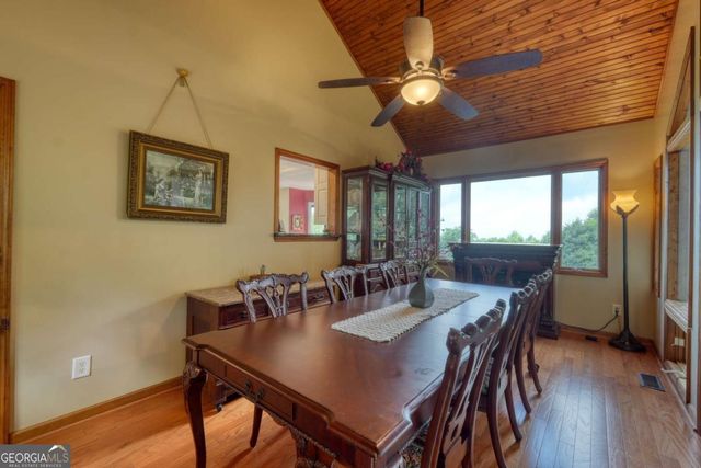 880 Locust Trail, Hiawassee, GA 30546