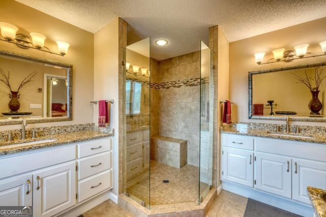 880 Locust Trail, Hiawassee, GA 30546