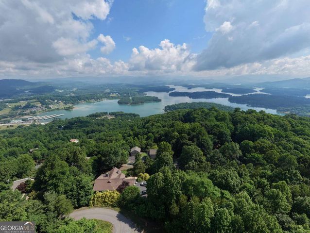 880 Locust Trail, Hiawassee, GA 30546