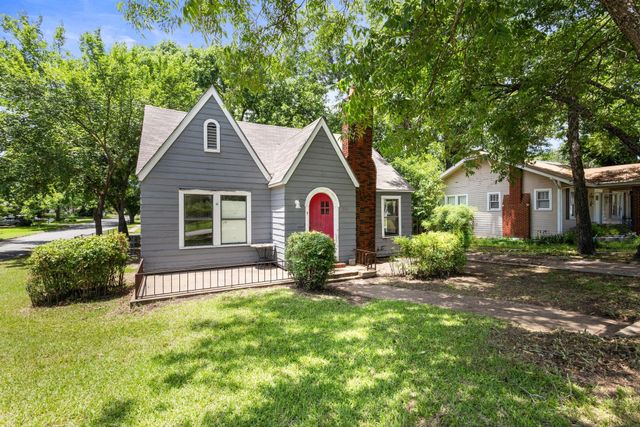 800 N Woods Street, Sherman, TX 75092