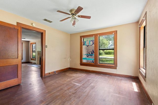 800 N Woods Street, Sherman, TX 75092