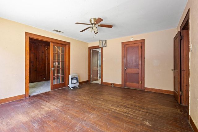 800 N Woods Street, Sherman, TX 75092