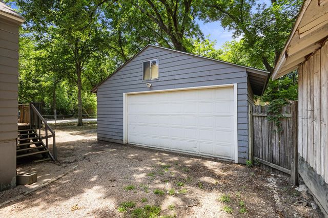 800 N Woods Street, Sherman, TX 75092