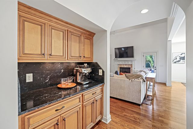 142 Waters Hill Cir, Lebanon, TN 37087