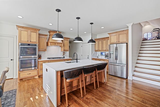 142 Waters Hill Cir, Lebanon, TN 37087