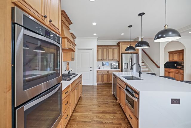 142 Waters Hill Cir, Lebanon, TN 37087