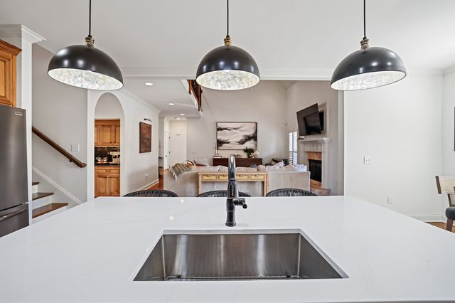 142 Waters Hill Cir, Lebanon, TN 37087