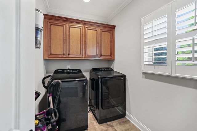 142 Waters Hill Cir, Lebanon, TN 37087