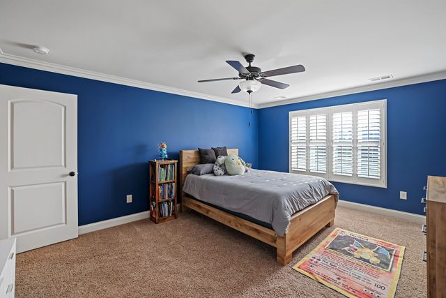 142 Waters Hill Cir, Lebanon, TN 37087