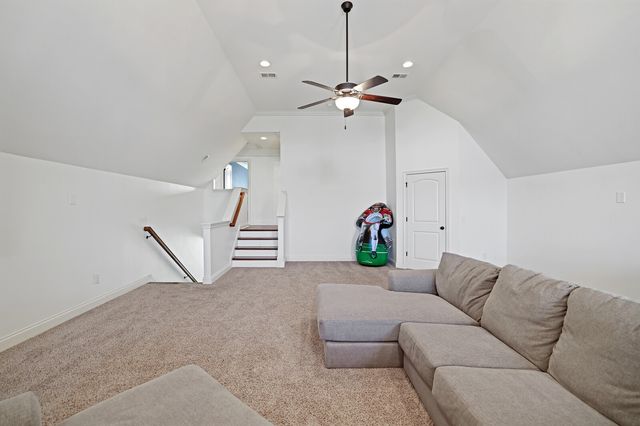 142 Waters Hill Cir, Lebanon, TN 37087