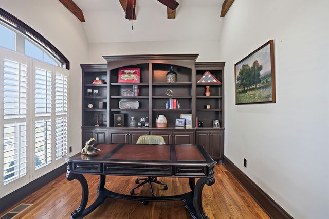 142 Waters Hill Cir, Lebanon, TN 37087