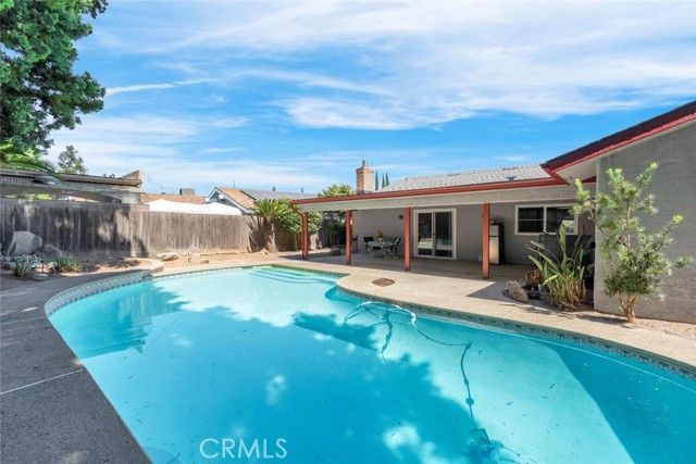 6597 N Haslam, Fresno, CA 93711