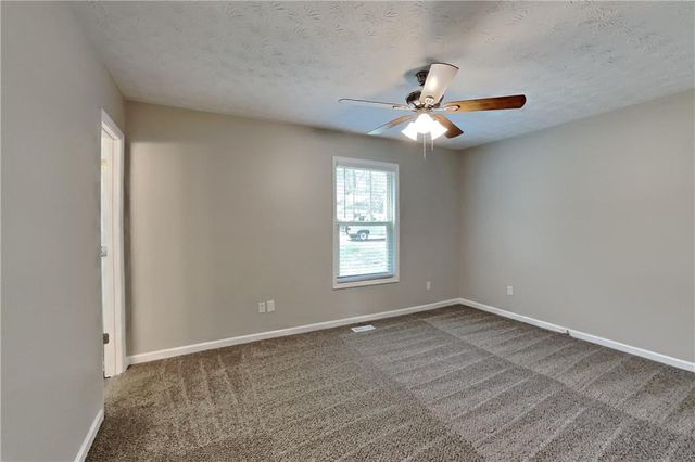 4171 Woodcrest Drive, Powder Springs, GA 30127