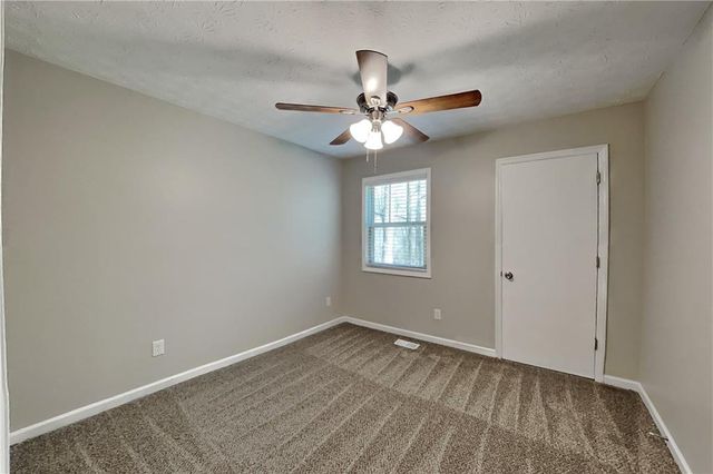 4171 Woodcrest Drive, Powder Springs, GA 30127