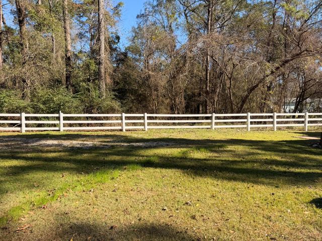 20107 Parkway Lane, Montgomery, TX 77356