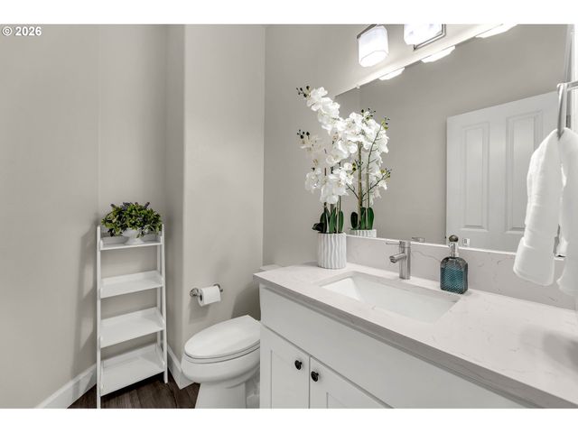 125 SHIP WATCH Cir, Kalama, WA 98625