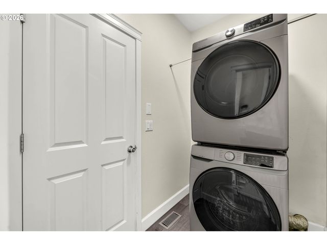 125 SHIP WATCH Cir, Kalama, WA 98625