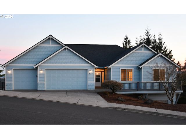 125 SHIP WATCH Cir, Kalama, WA 98625