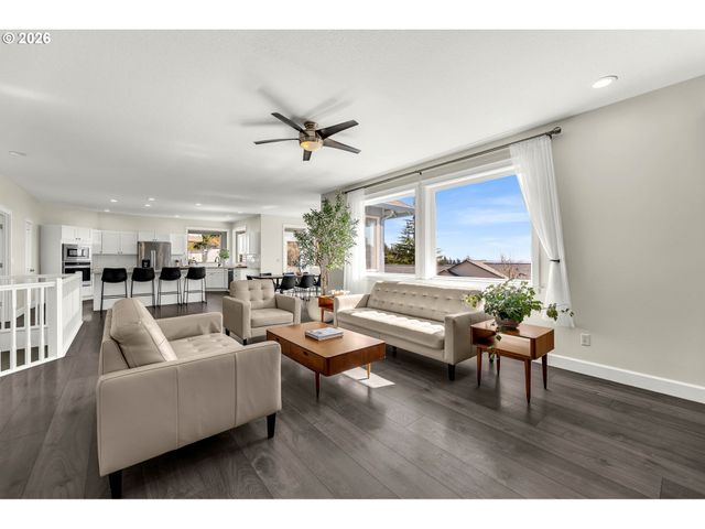 125 SHIP WATCH Cir, Kalama, WA 98625