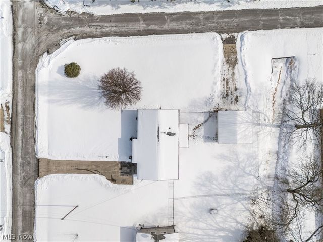 3388 Symphony Lane, New Franklin, OH 44216