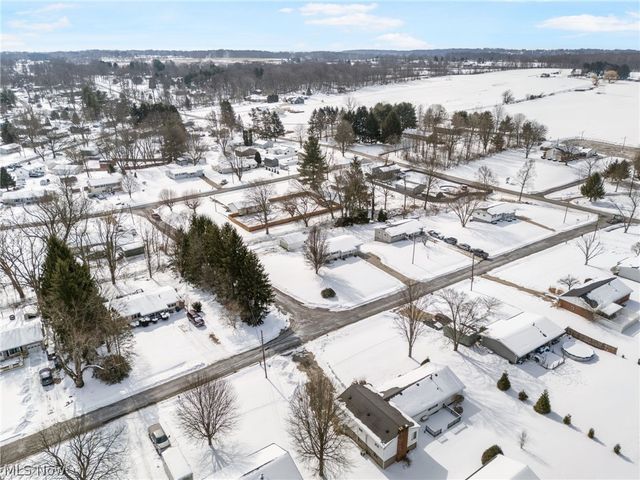 3388 Symphony Lane, New Franklin, OH 44216