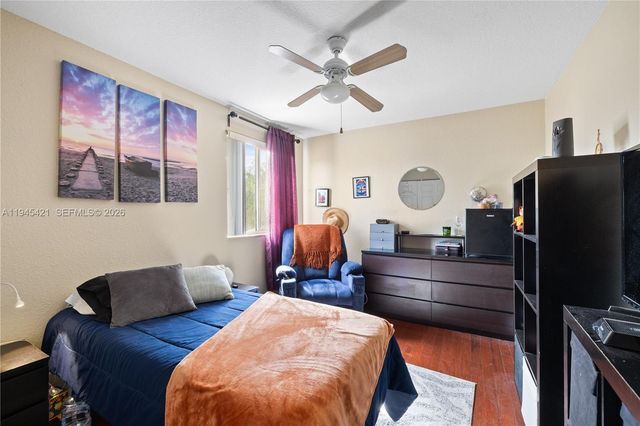 1199 Golden Cane Dr, Weston, FL 33327