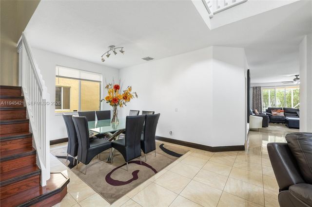 1199 Golden Cane Dr, Weston, FL 33327