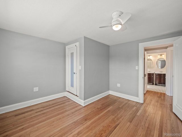 411 WILCOX Street, Rochester, MI 48307